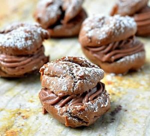 Petits choux à la crème au chocolat