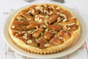 Tarte dessert aux pommes et aux amandes