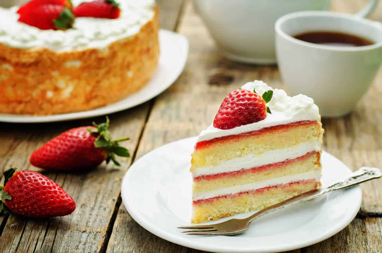 Gâteau à la crème et fraises