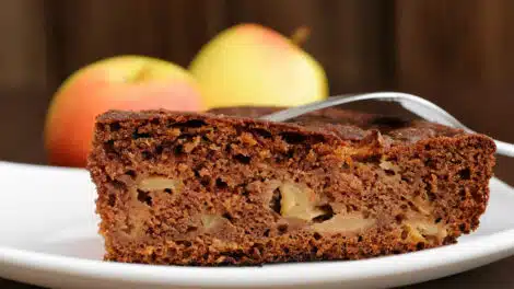 Gâteau aux pommes et chocolat