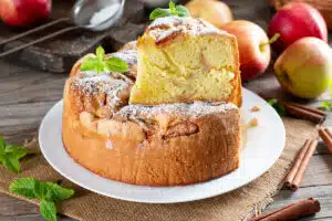 Gâteau mousseline moelleux aux pommes