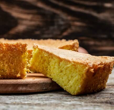 Gâteau nature moelleux et léger
