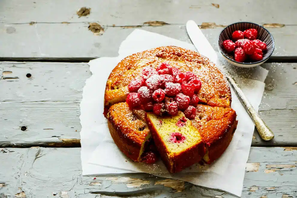 Gâteau au yaourt aux framboises