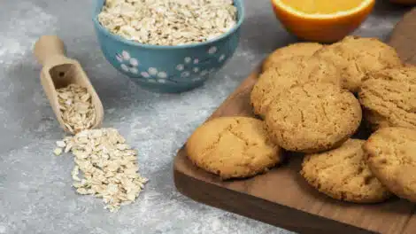Biscuits à l'orange et flocons d'avoine