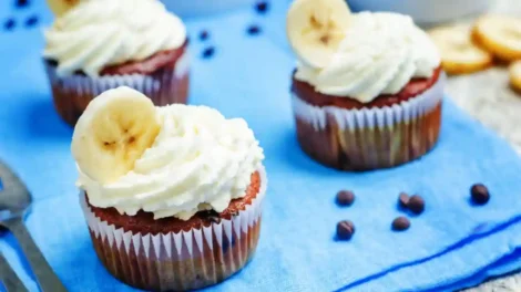 Cupcakes à la banane et pépites de chocolat