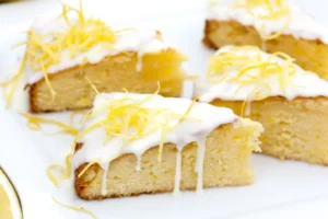 Cake Moelleux au Citron avec Glaçage